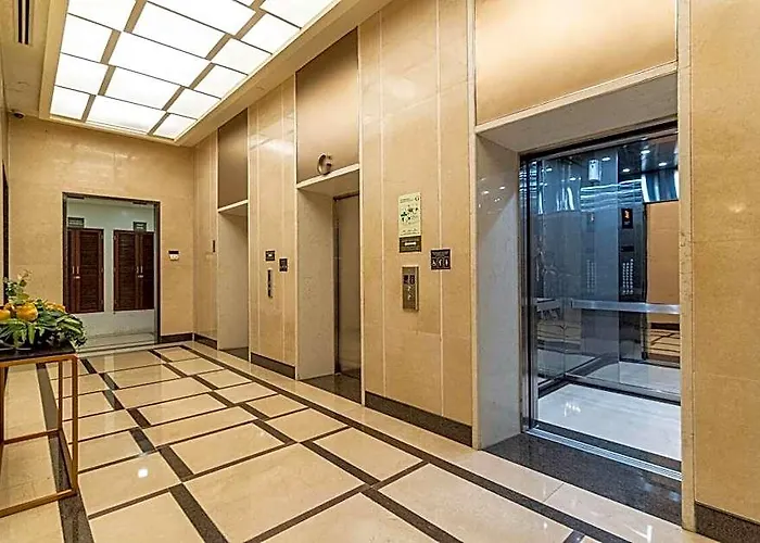 At Venice Mall, Near Airport, Bgc & Makati Отель 5*
